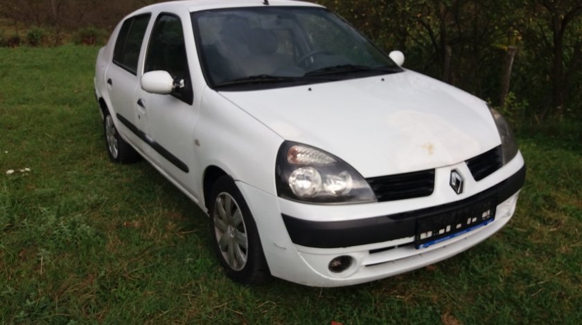 Dezmembrez,Piese Renault Clio 2 symbol 4 usi 1.5 dci euro 3