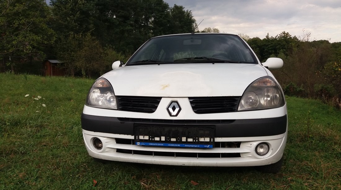 Dezmembrez,Piese Renault Clio 2 symbol 4 usi 1.5 dci euro 3