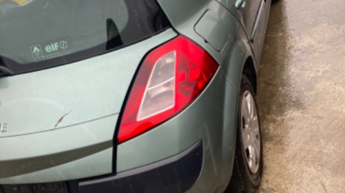 Dezmembrez Piese Renault Megane 2 1.5 Diesel 2006