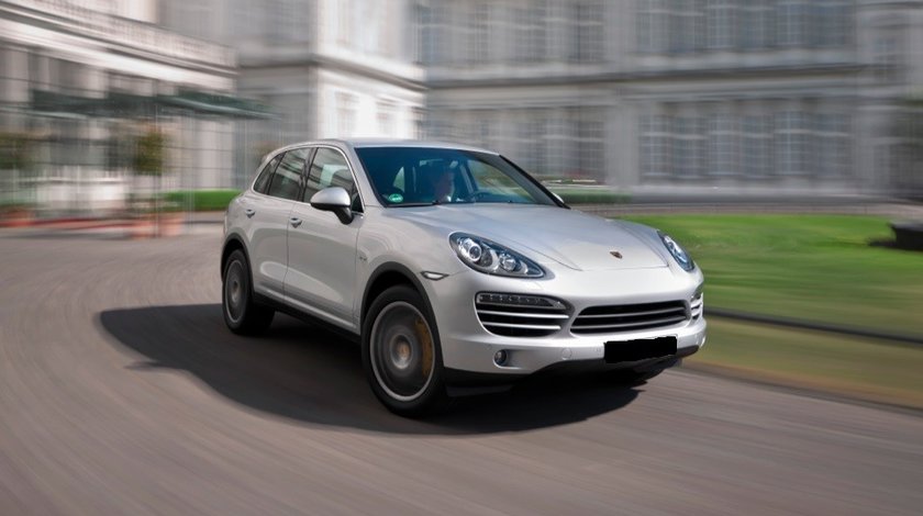 Dezmembrez Porsche Cayenne 2010