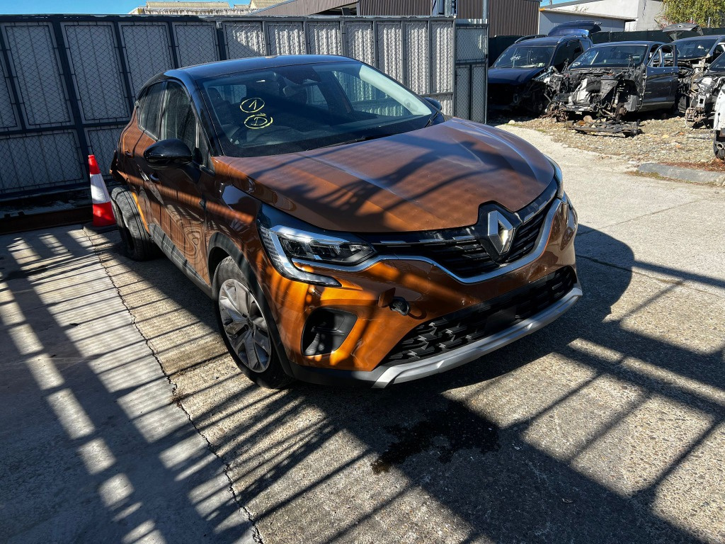 Dezmembrez Renault Captur 2020