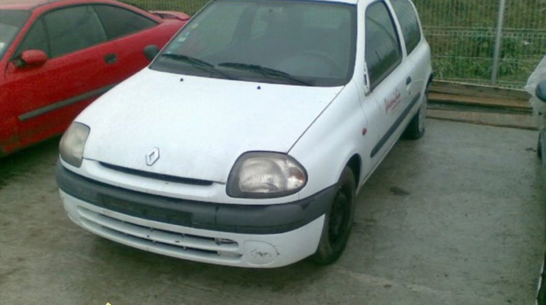 DEZMEMBREZ RENAULT CLIO 1 9D AN 1998