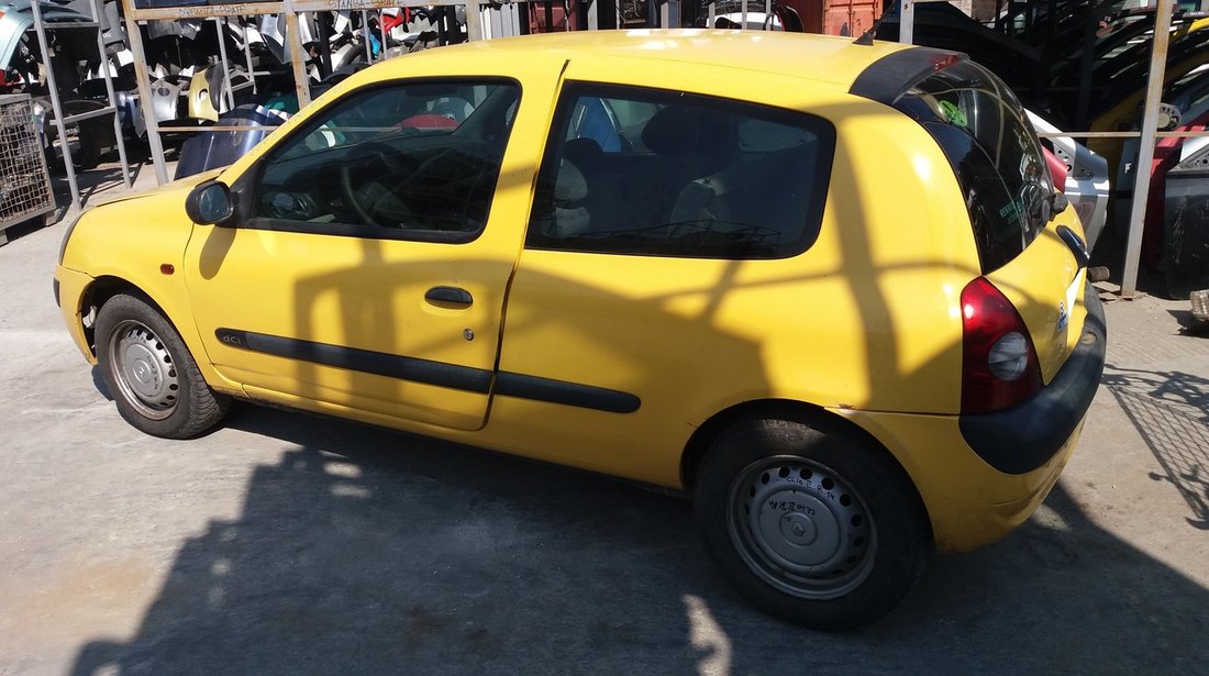 Dezmembrez Renault Clio 2, fabr. 2002, 1.5dCi, Euro 3