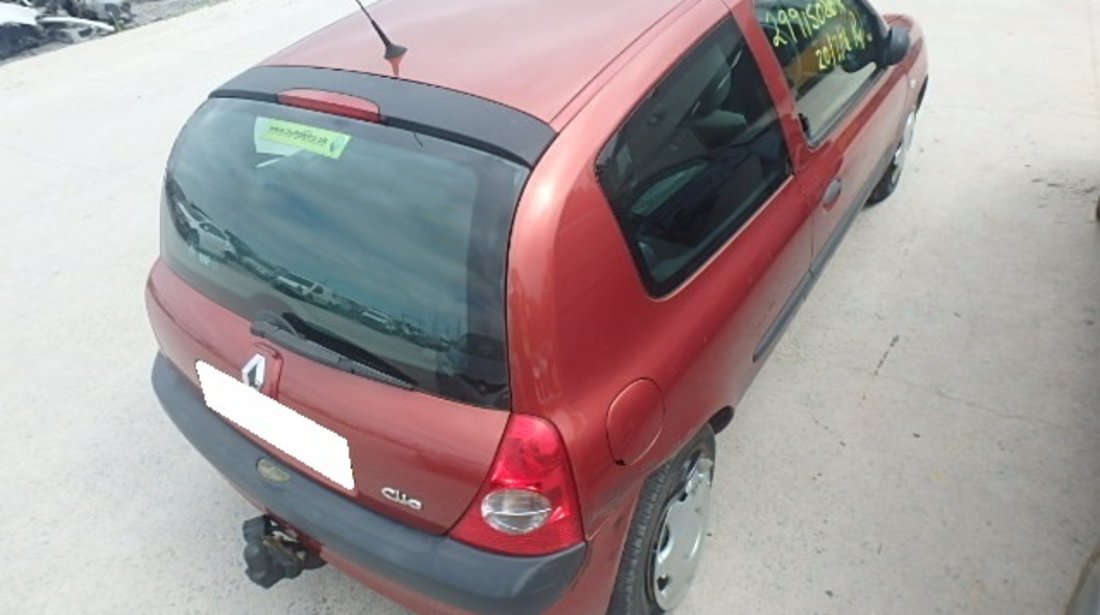 Dezmembrez Renault Clio 2, fabr. 2005, 1.5dCi EURO 3, FL