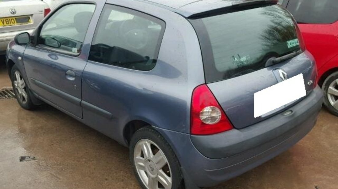 Dezmembrez Renault Clio 2, fabr. 2005, 1.5dCi, Euro 3