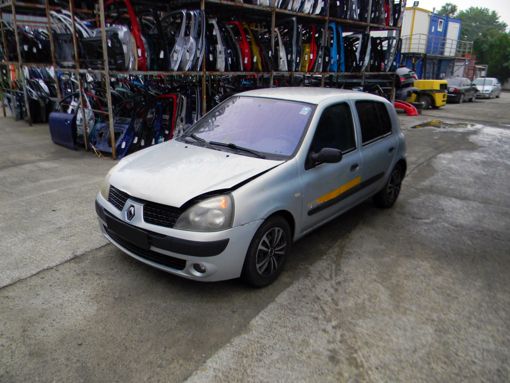 Dezmembrez Renault CLIO 2 / SYMBOL 1 1998 - 2008 1.2 16V (BB05, BB0W, BB11, BB27, BB2T, BB2U, BB2V, CB05...) D4F 712 ( CP: 75, KW: 55, CCM: 1149 ) Benzina