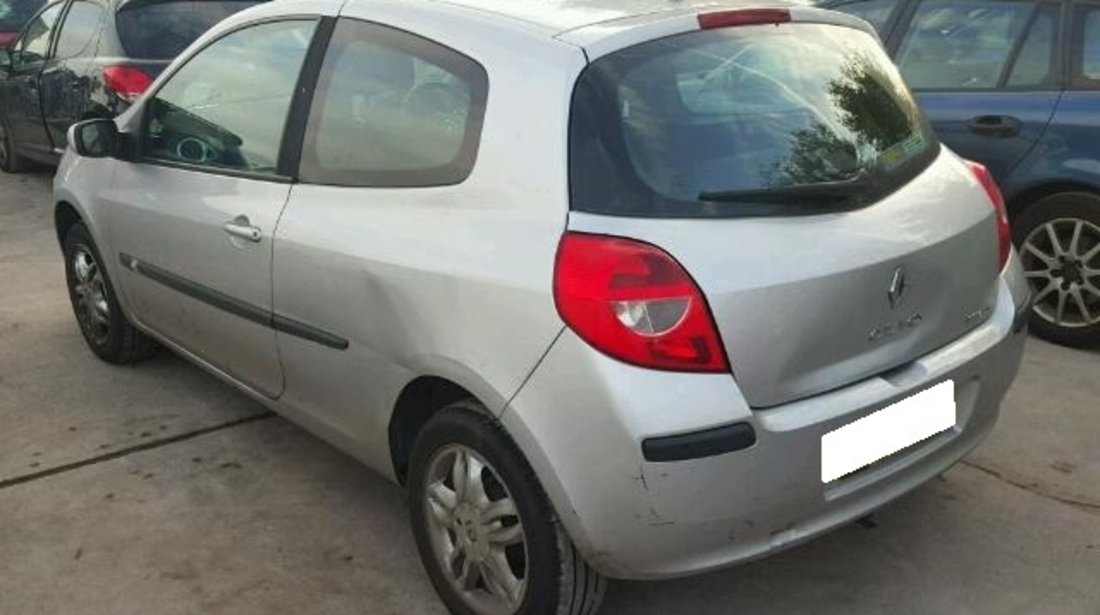 Dezmembrez Renault Clio 3, fabr. 2006, 1.4i 16V