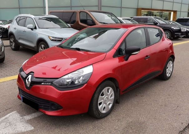 Dezmembrez Renault Clio 4, fabr. 2015,1.5 dci E5