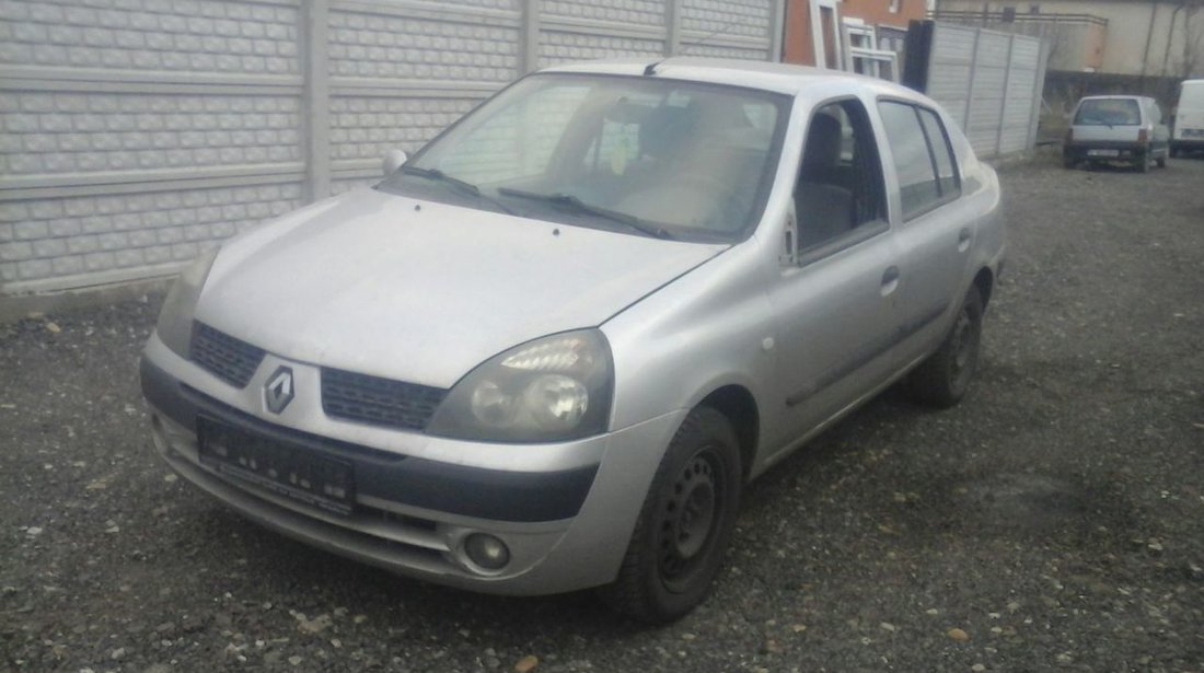 Dezmembrez renault clio an 2004 motor 1.5 disel euro 3