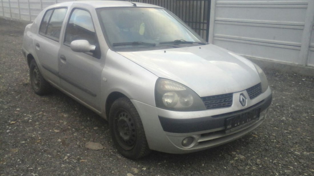 Dezmembrez renault clio an 2004 motor 1.5 disel euro 3