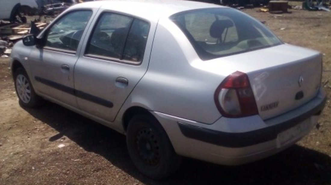 Dezmembrez Renault Clio, an 2005, motorizare 1.5 DCI, Diesel, kw 50, caroserie Hatchback