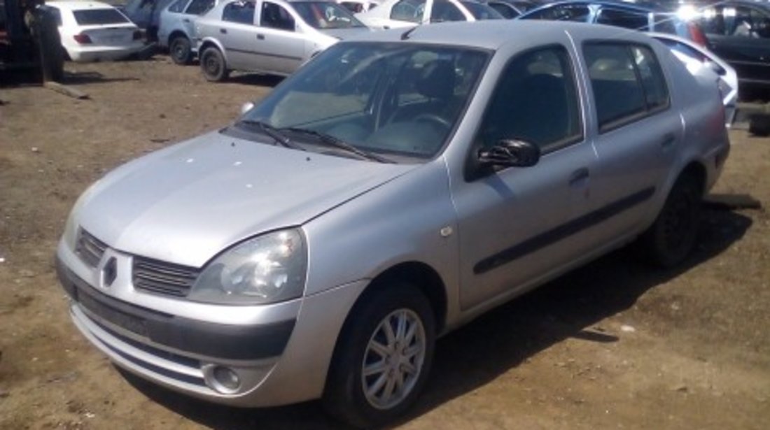 Dezmembrez Renault Clio, an 2005, motorizare 1.5 DCI, Diesel, kw 50, caroserie Hatchback