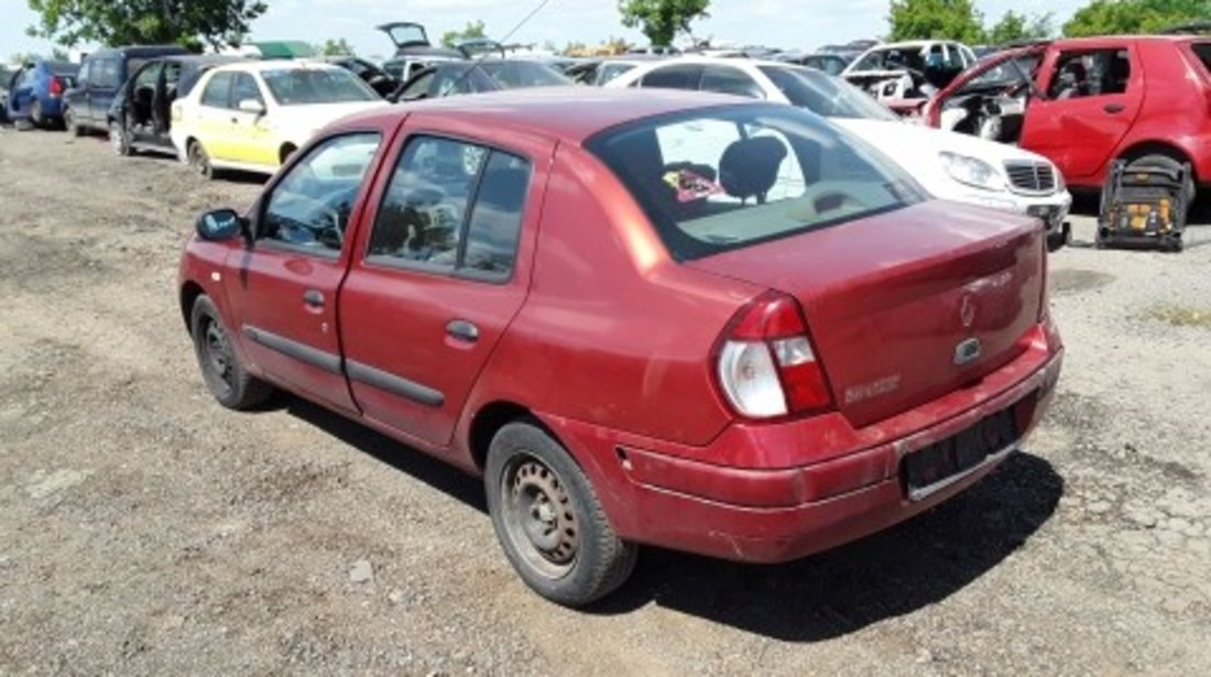 Dezmembrez Renault Clio II