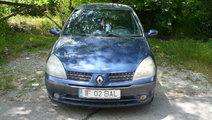 Dezmembrez Renault Clio Symbol 2003 1 5 dci Albast...
