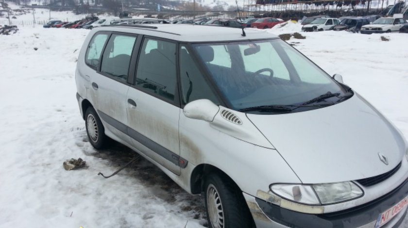 Dezmembrez Renault Espace 2 0i 16v An 2000