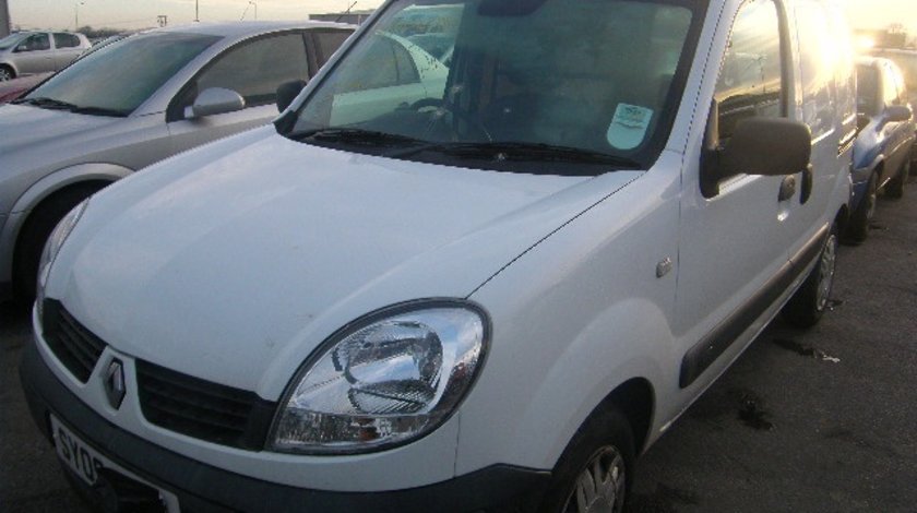 Dezmembrez Renault Kangoo, 1.5dci orice piesa!