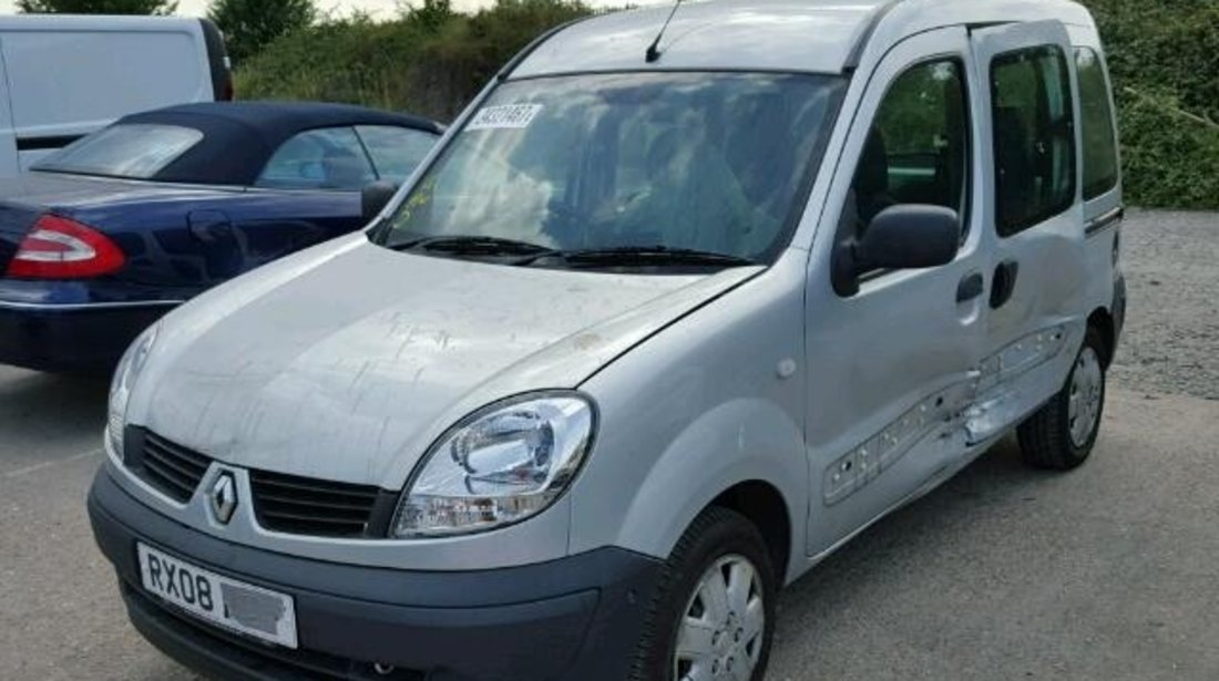 Dezmembrez Renault Kangoo 2010 1.6B