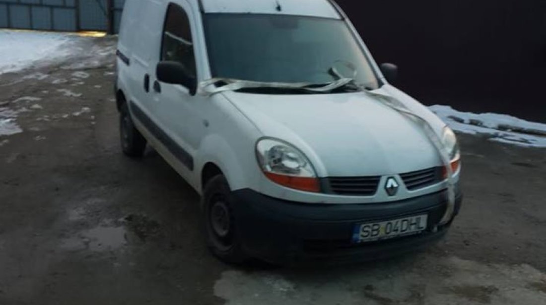 Dezmembrez Renault Kangoo an 2005 motor 1.9 d