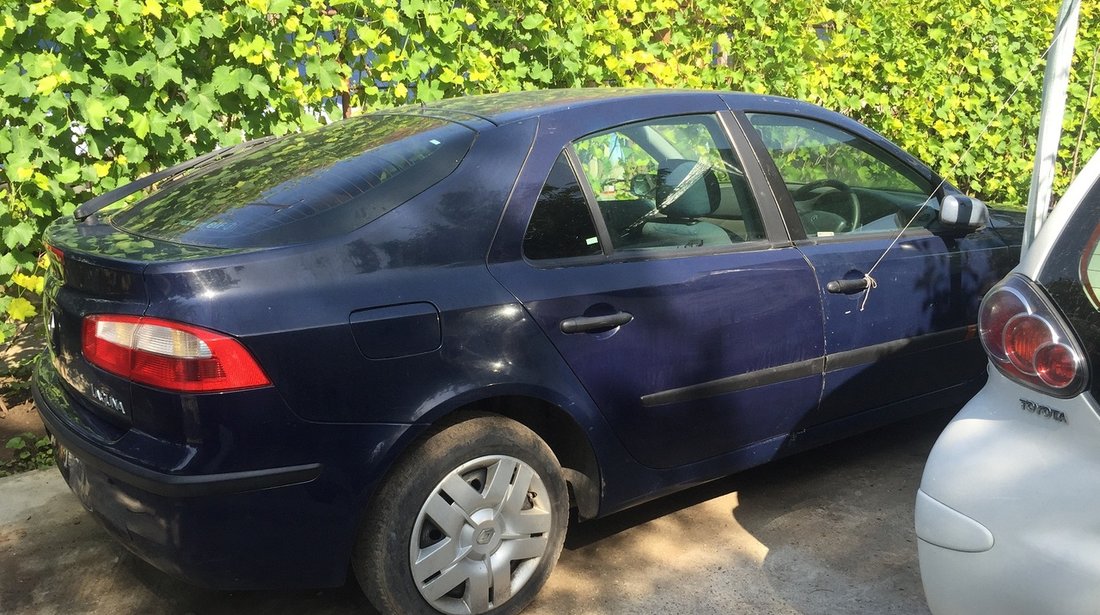 Dezmembrez Renault Laguna 2 1.6 16V 79 KW 107 CP Dark Blue 2002 K4M OVD42 !