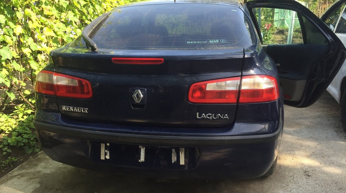 Dezmembrez Renault Laguna 2 1.6 16V 79 KW 107 CP Dark Blue 2002 K4M OVD42 !