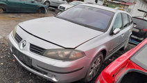 Dezmembrez Renault LAGUNA 2 2001 - 2007 2.2 DCi G9...