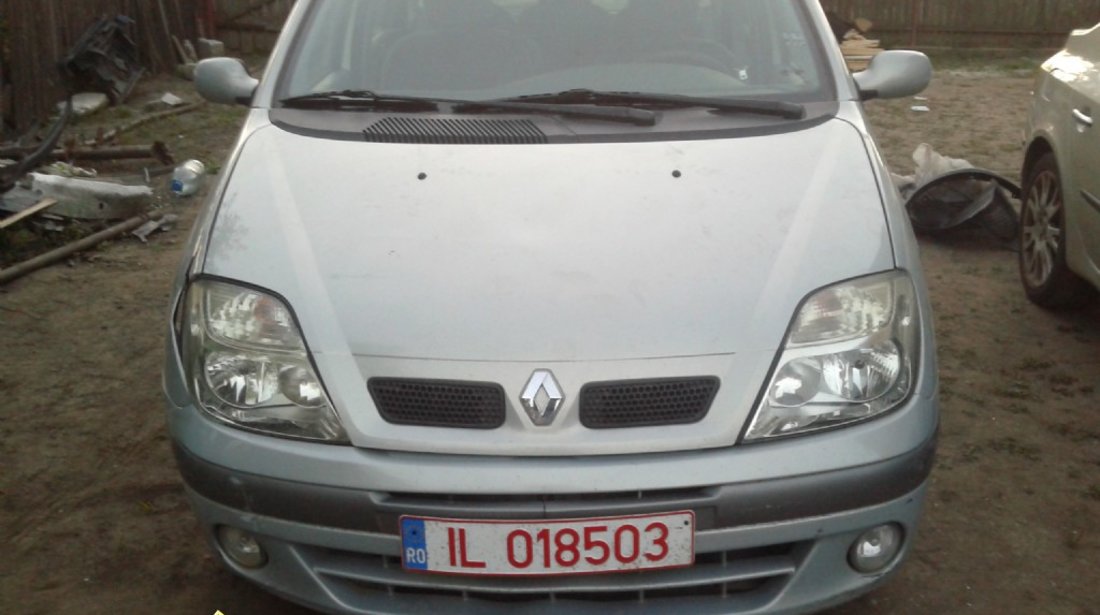 Dezmembrez renault laguna 2 benzina 2 0 si renault scenic 1 9 dci