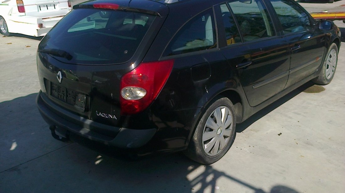 Dezmembrez Renault Laguna, an 2002