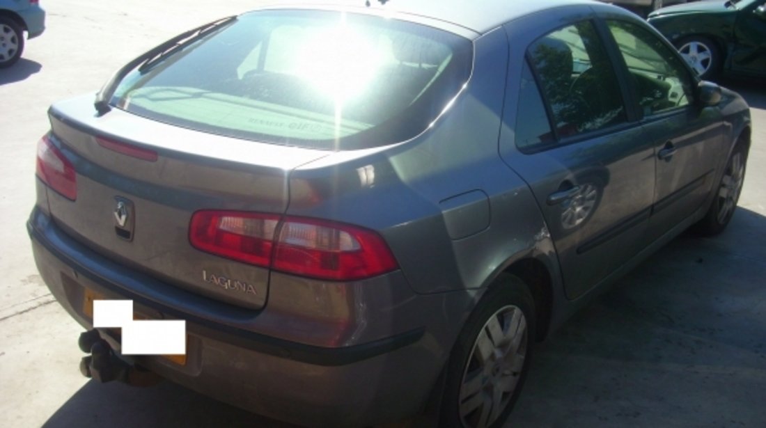 Dezmembrez Renault Laguna  din 2001, 1.6b,