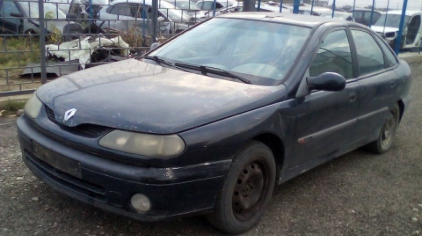 Dezmembrez Renault Laguna I, an 1999, motorizare 1.8 16V