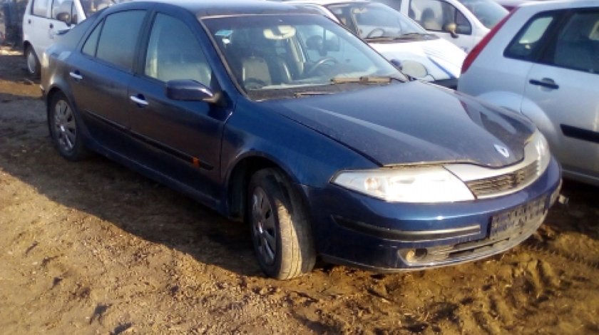 Dezmembrez Renault Laguna II, an 2002, motorizare 1.8 16V