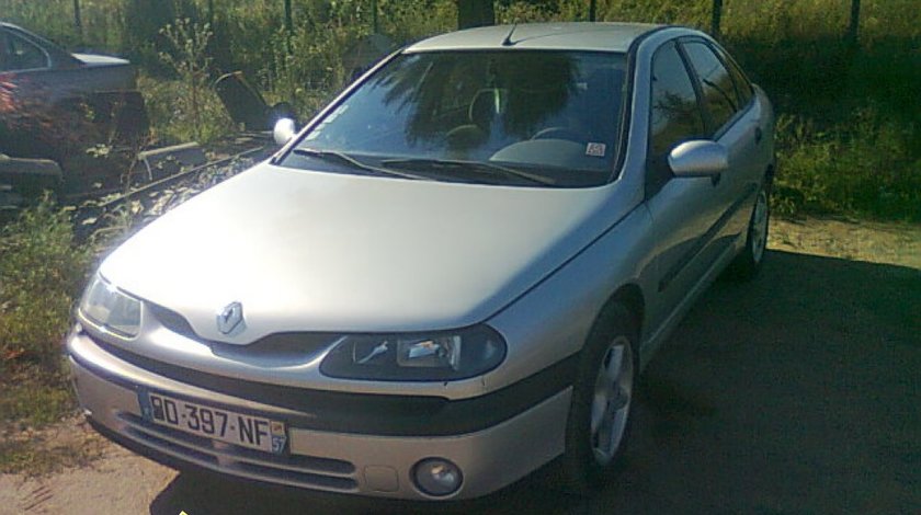 Dezmembrez Renault Laguna