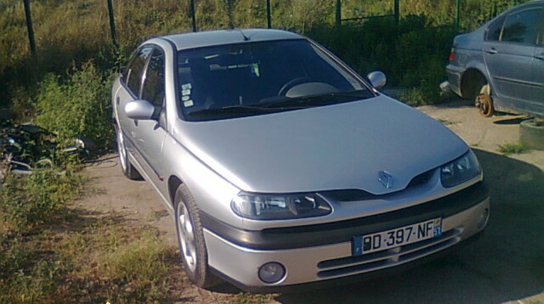 Dezmembrez Renault Laguna