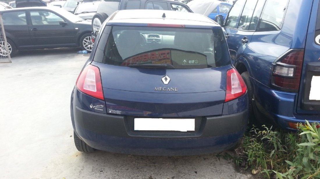 Dezmembrez Renault Megan 1 5 dci din 2004