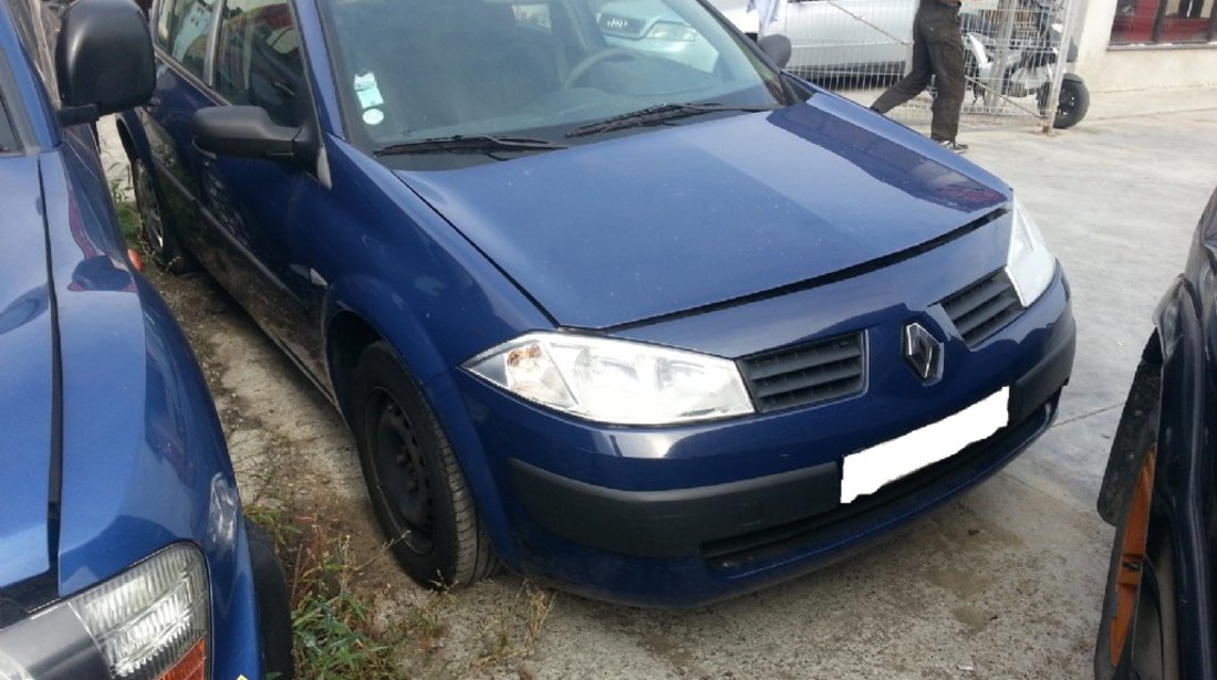 Dezmembrez Renault Megan 1 5 dci din 2004