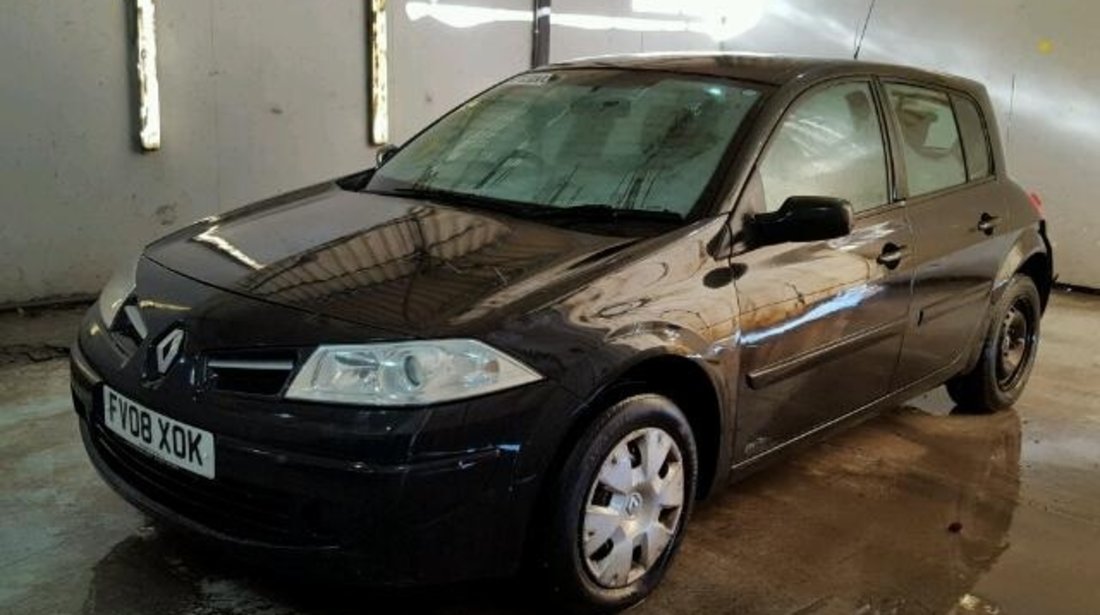 Dezmembrez Renault Megane 2, 1.4benzina