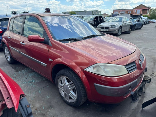 Dezmembrez Renault Megane 2 1.5 DCI