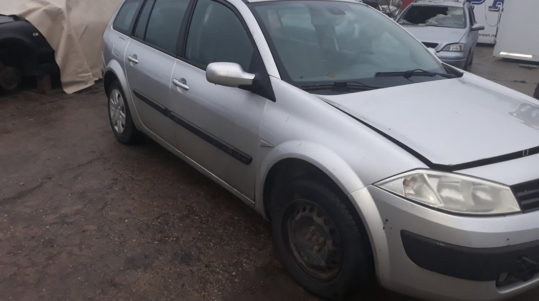 Dezmembrez Renault Megane 2 1.6 16v 2005 Cu Garantie