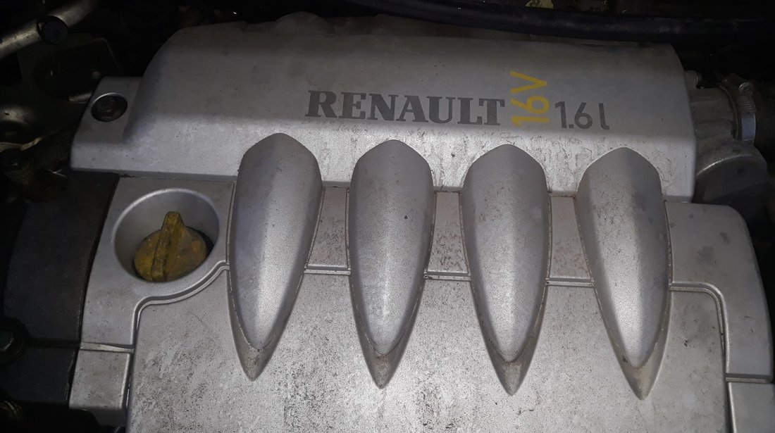 Dezmembrez Renault Megane 2 1.6 16v 2005 Cu Garantie