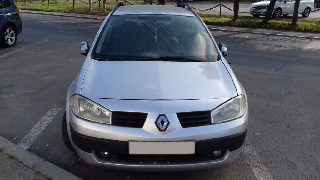 Dezmembrez Renault MEGANE 2 2002 - 2010 1.5 DCi Motorina
