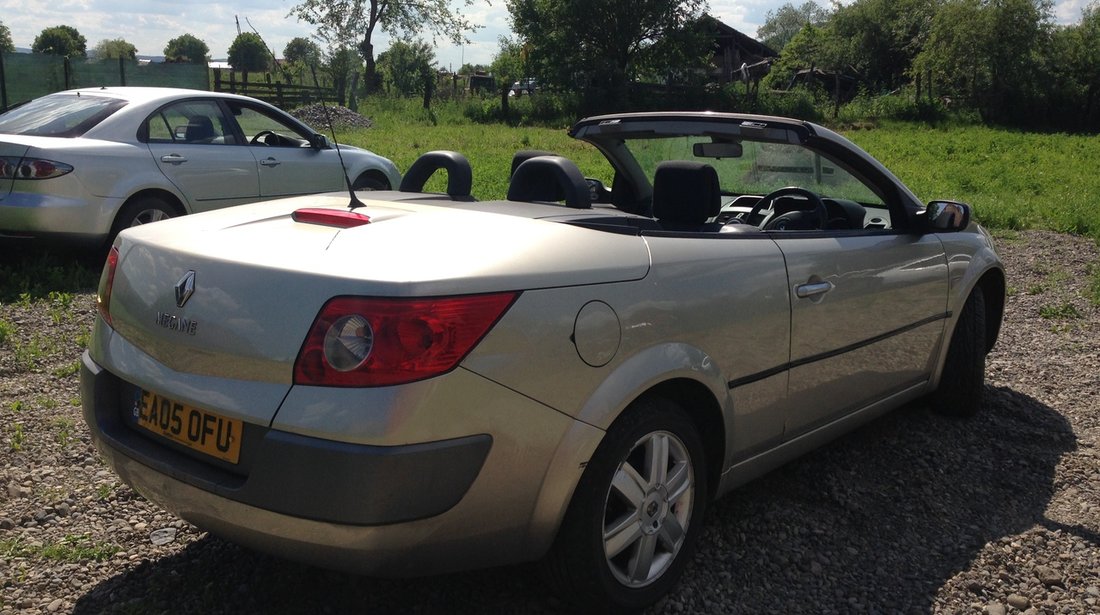 Dezmembrez Renault Megane 2 cabrio