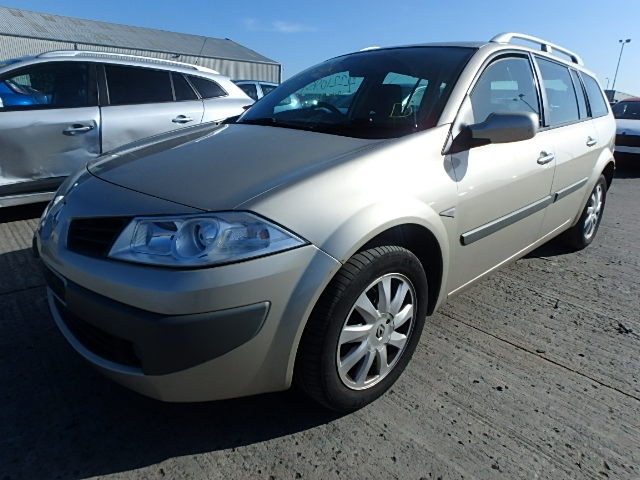Dezmembrez Renault Megane 2 combi, 1.5 dci