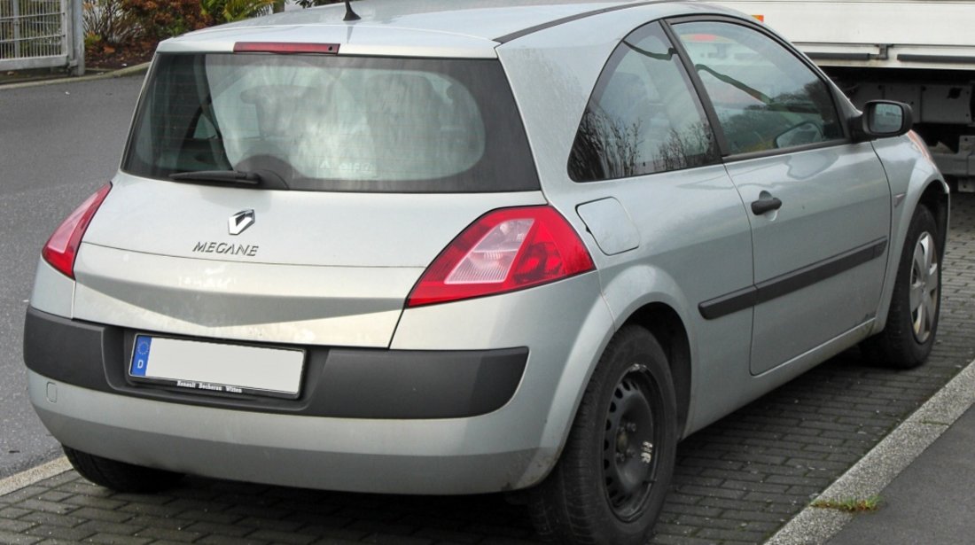 Dezmembrez Renault Megane 2 Coupe 1 5 Dci Euro 4 Din 2008