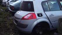 Dezmembrez renault megane 2 din 2004