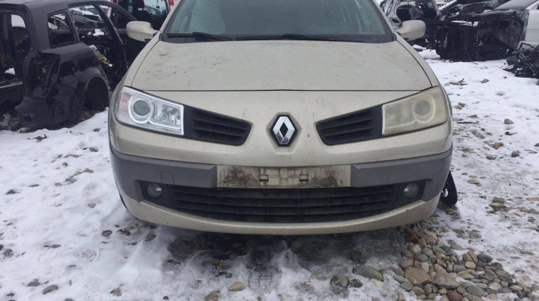 Dezmembrez Renault Megane 2 Sedan 1.5 dci 106 cp euro 4 K9K732