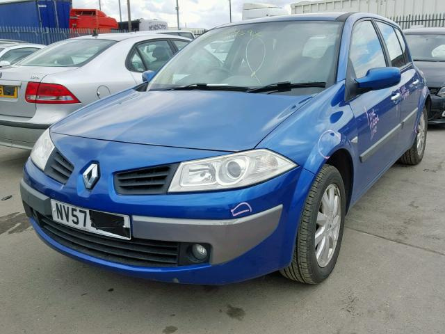 Dezmembrez Renault Megane 2 toate motorizarile (1.5 DCI, 1.6 benz)