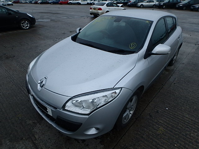 Dezmembrez Renault Megane 3, 1.5 dci, orice piesa!