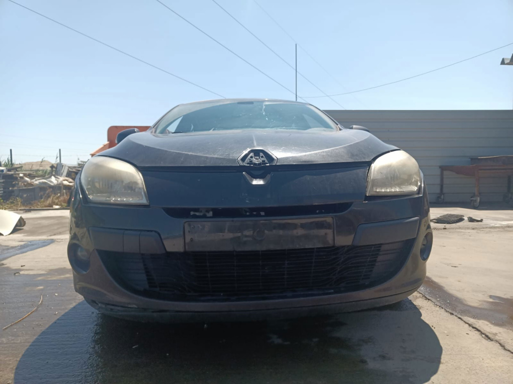 Dezmembrez Renault Megane 3 (B95) [Fabr 2008-2016]