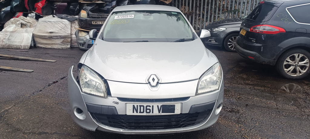 Dezmembrez Renault Megane 3 (B95) [Fabr 2008-2016]