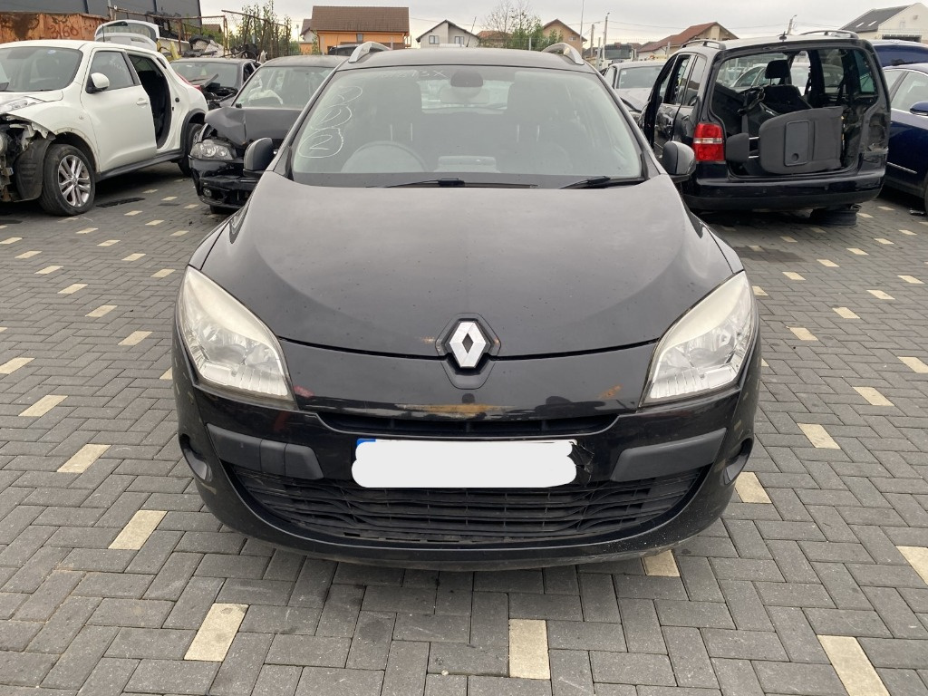 Dezmembrez Renault Megane 3 Combi 1.5 DCI 2010, K9K832