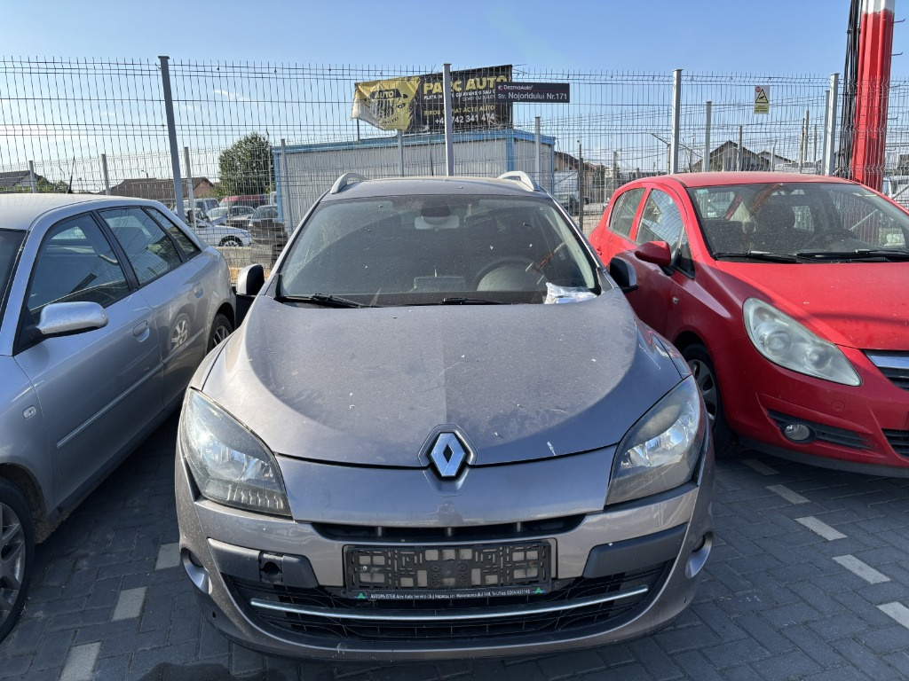 Dezmembrez Renault Megane 3 Combi 1.5 DCI 2011, K9K837